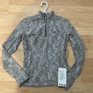 Lululemon it’s Rulu run 1/2 zip size 6